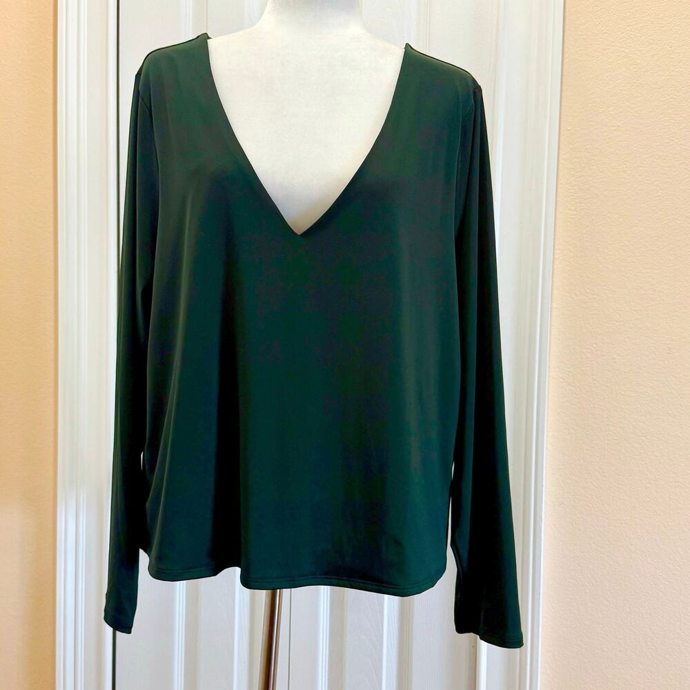 NWT Old Navy 3X Women's Modern Deep V-Neck Long-Sleeve T-Shirt Dark Green